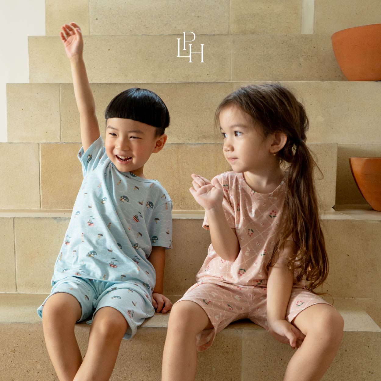 Little Wear Shoulder Button Short Set 36.0