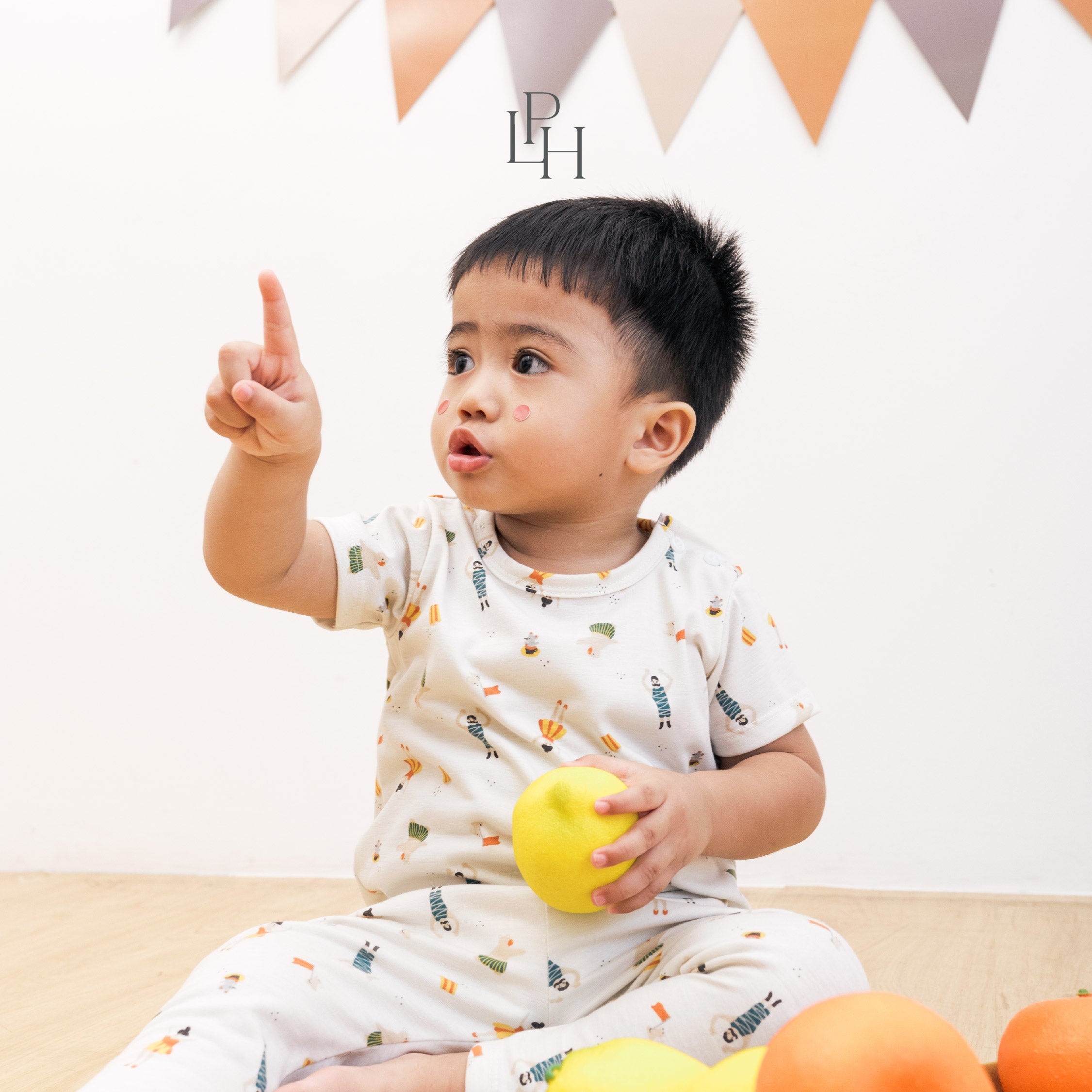 Little Wear Attire Set 26.0