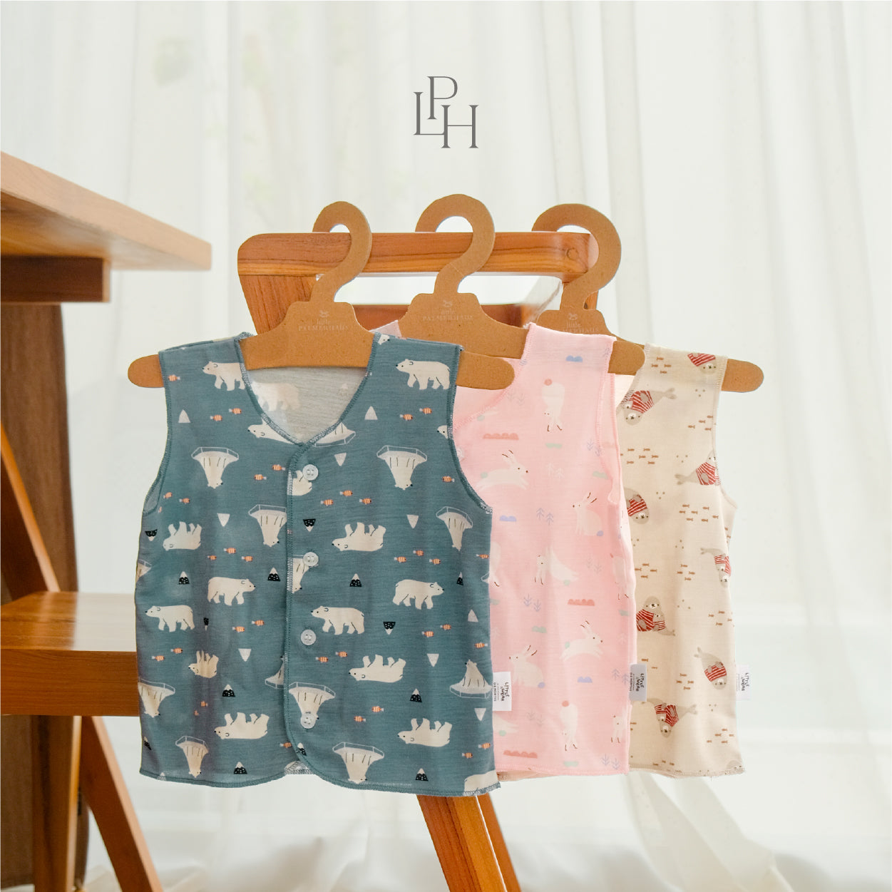 Little Wear Button Sleeveless Set 34.0