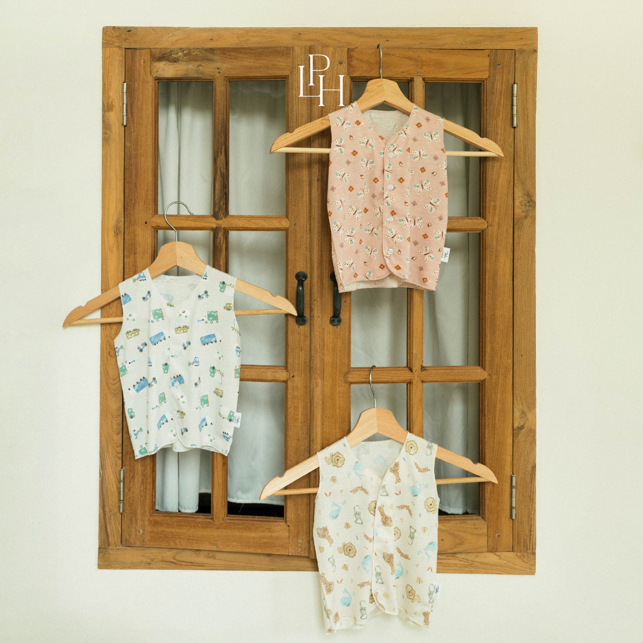 Little Wear Button Sleeveless Set 31.0