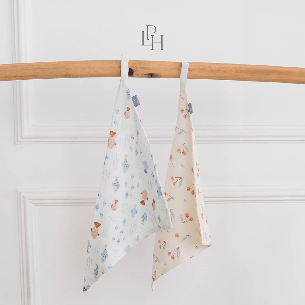 Muslin Bandana Bib 1.0