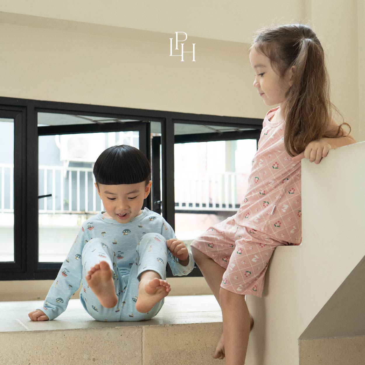 Little Wear 36.0 Shoulder Button Long Set