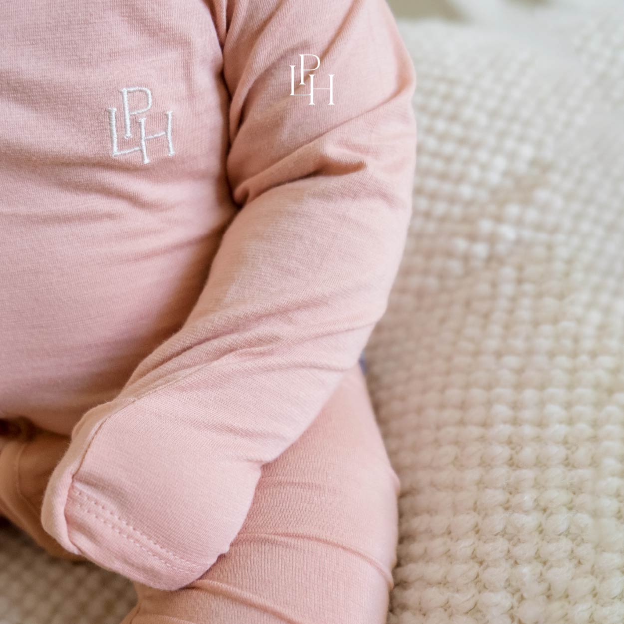 Clover Baby Girl Gift Set