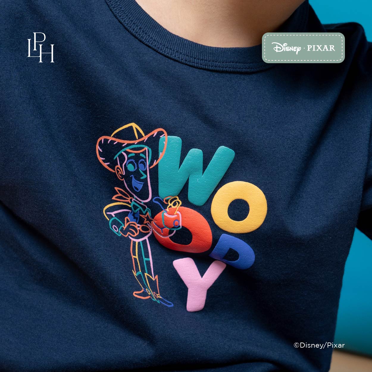 DISNEY GRAPHIC TEE