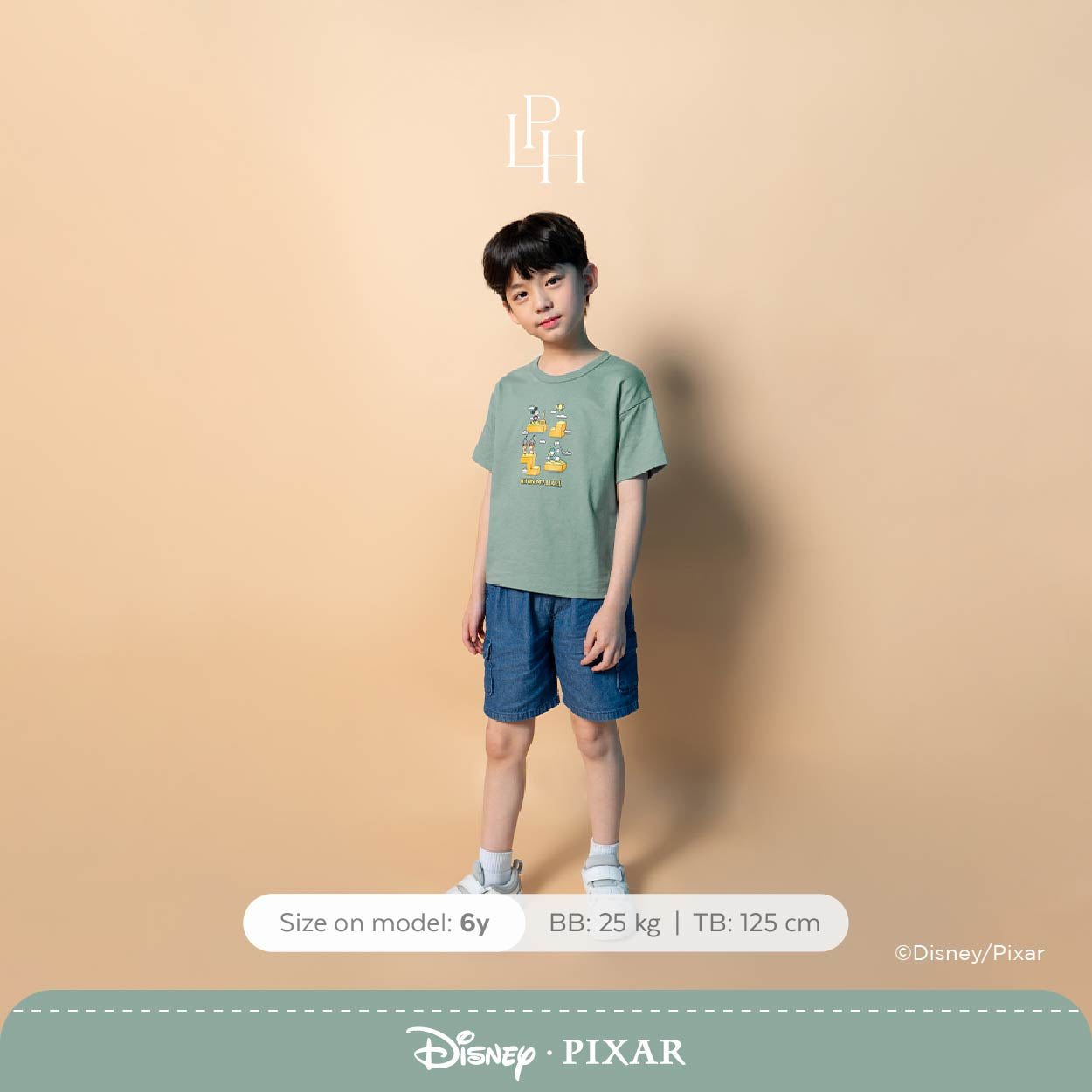 DISNEY GRAPHIC TEE