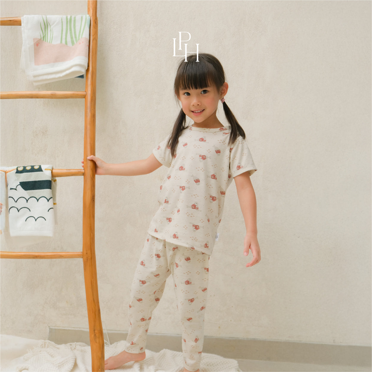 Little Wear Attire Set 34.0
