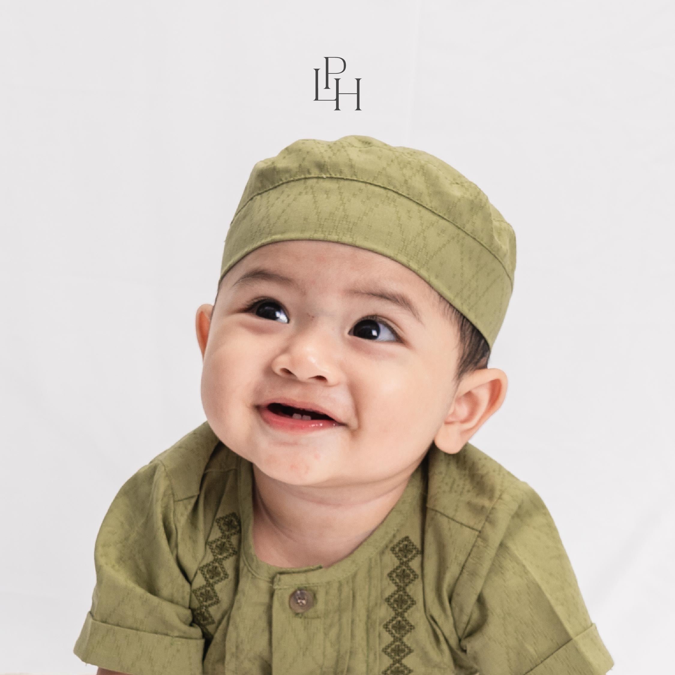 Aidan Baby Boy Set + Peci